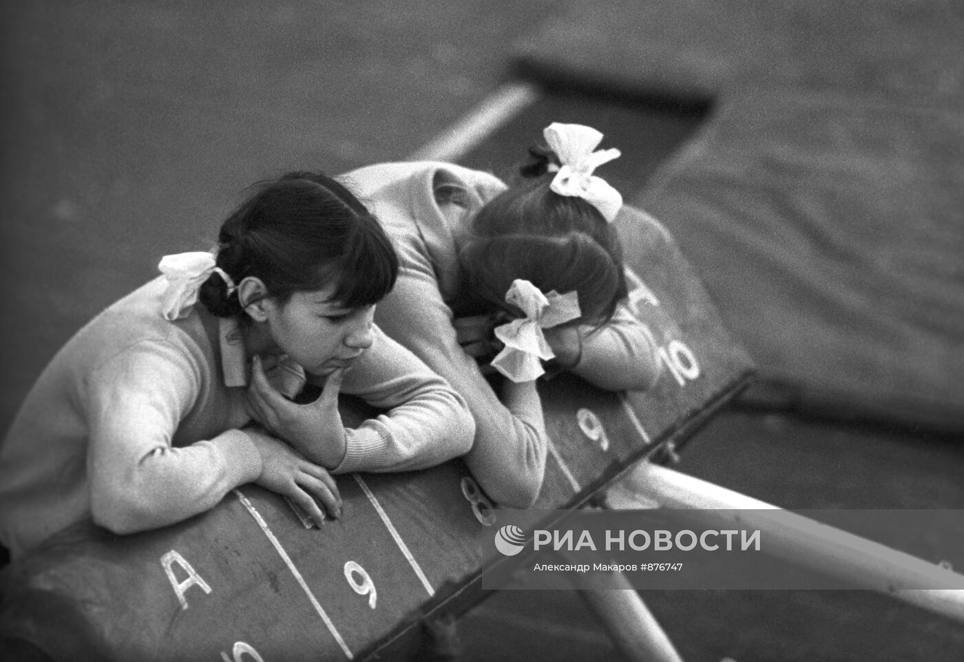 Ученицы донецкой гимнастической школы