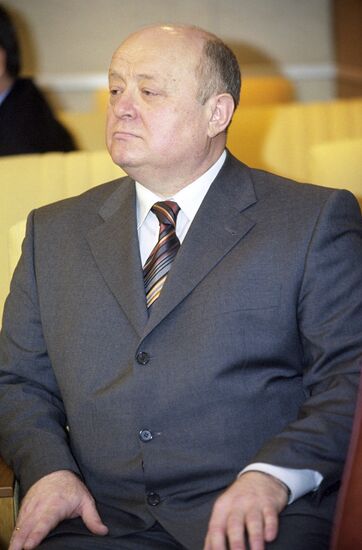 Утверждение М. Фрадкова на должность премьер-министра РФ