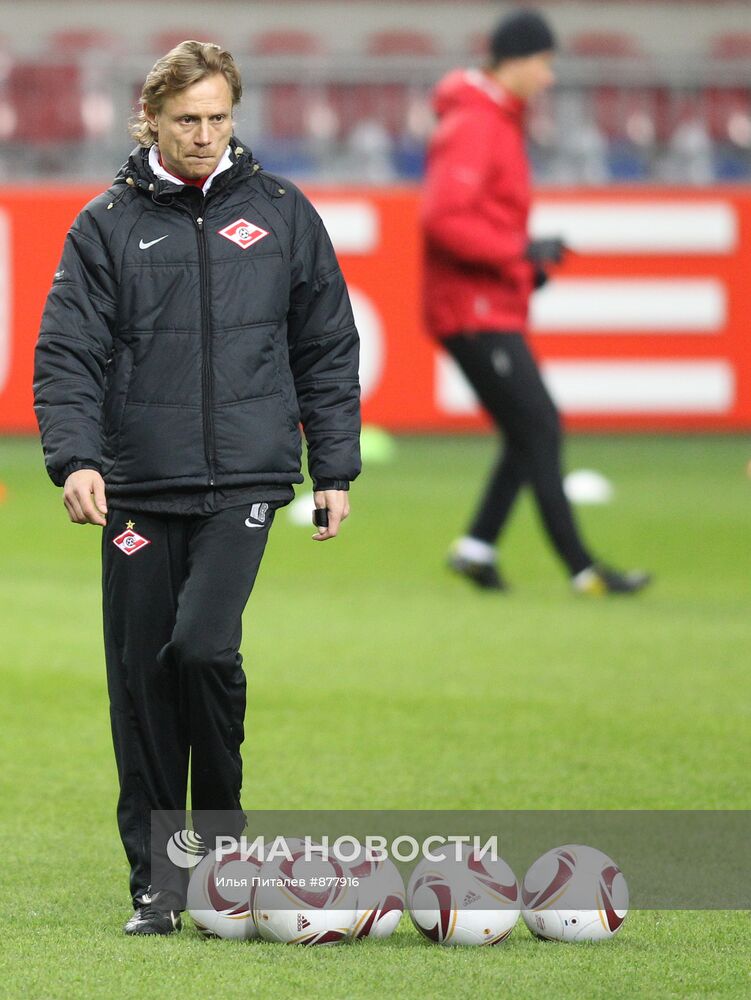 Валерий Карпин