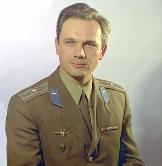 Владимир Джанибеков