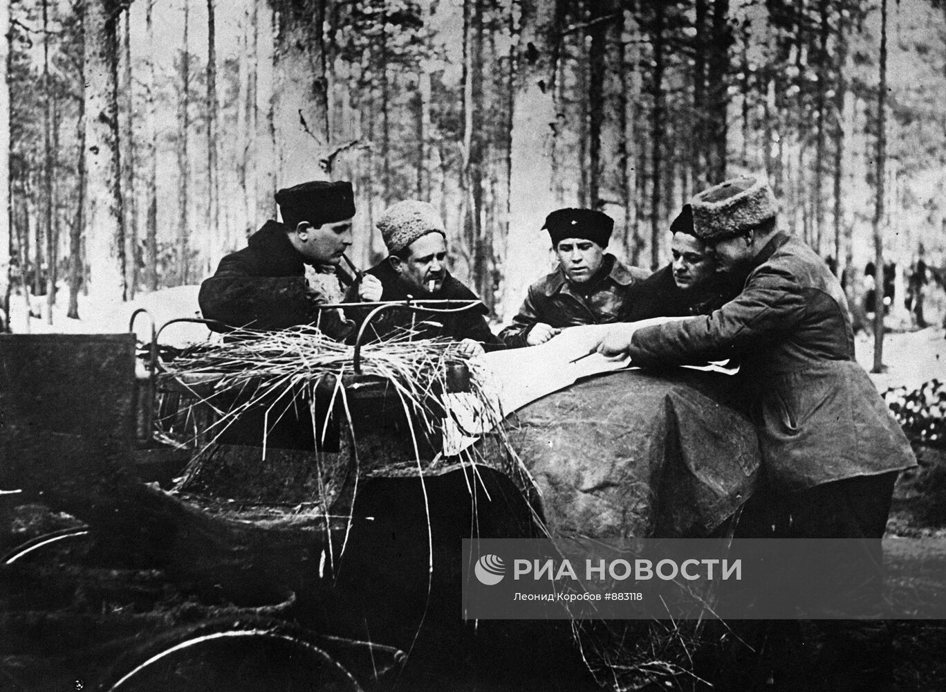 Какие были партизанские отряды. Партизанское движение 1941-1945. Командиры партизанских отрядов в годы войны 1941-1945. Партизанское движение ВОВ. Партизаны 1941 Никитин.