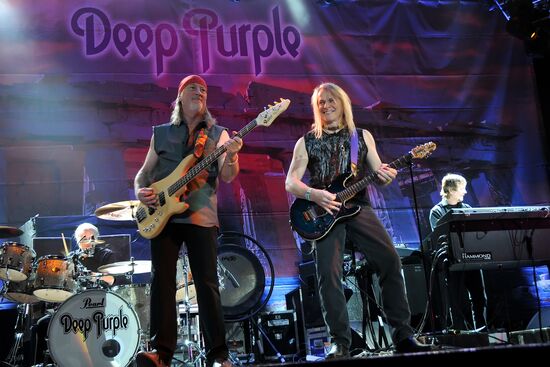 Концерт группы Deep Purple в СК "Олимпийский" в Москве