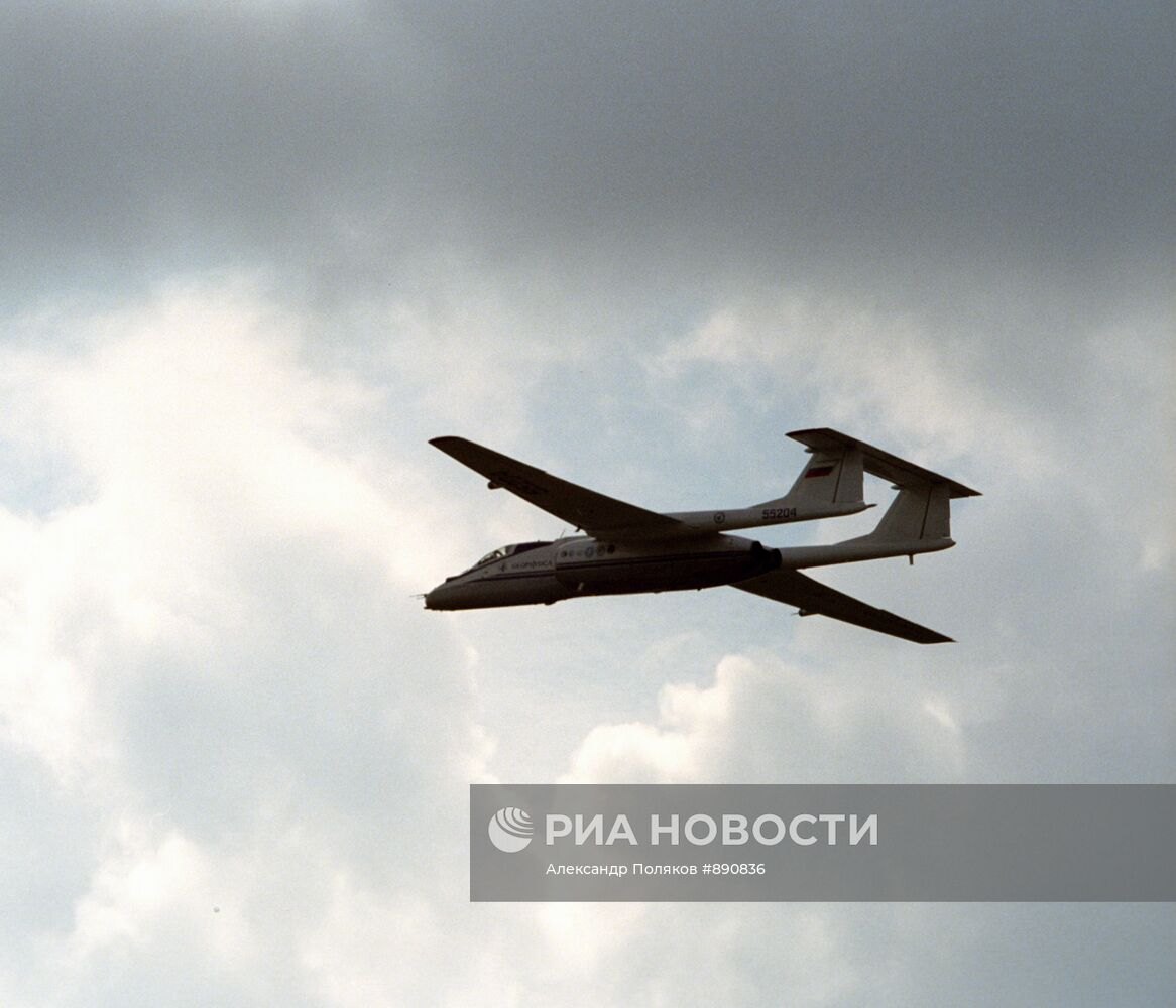 Пассажирский самолет СУ-80