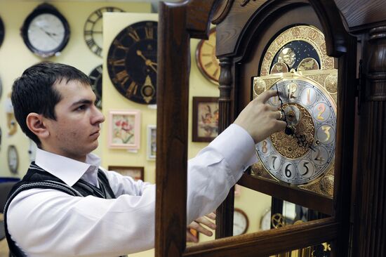 Магазин часов в Санкт-Петербурге