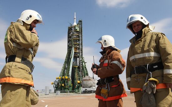 Подготовка к пуску космического корабля "Союз ТМА-21" "Гагарин"