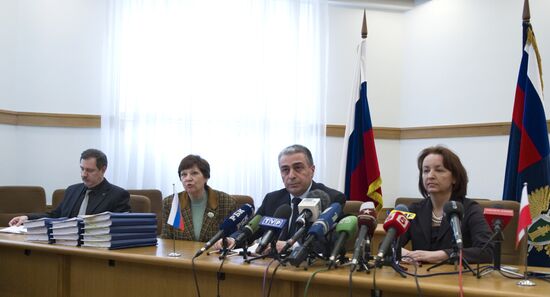 Передача материалов расследования авиакатастрофы под Смоленском