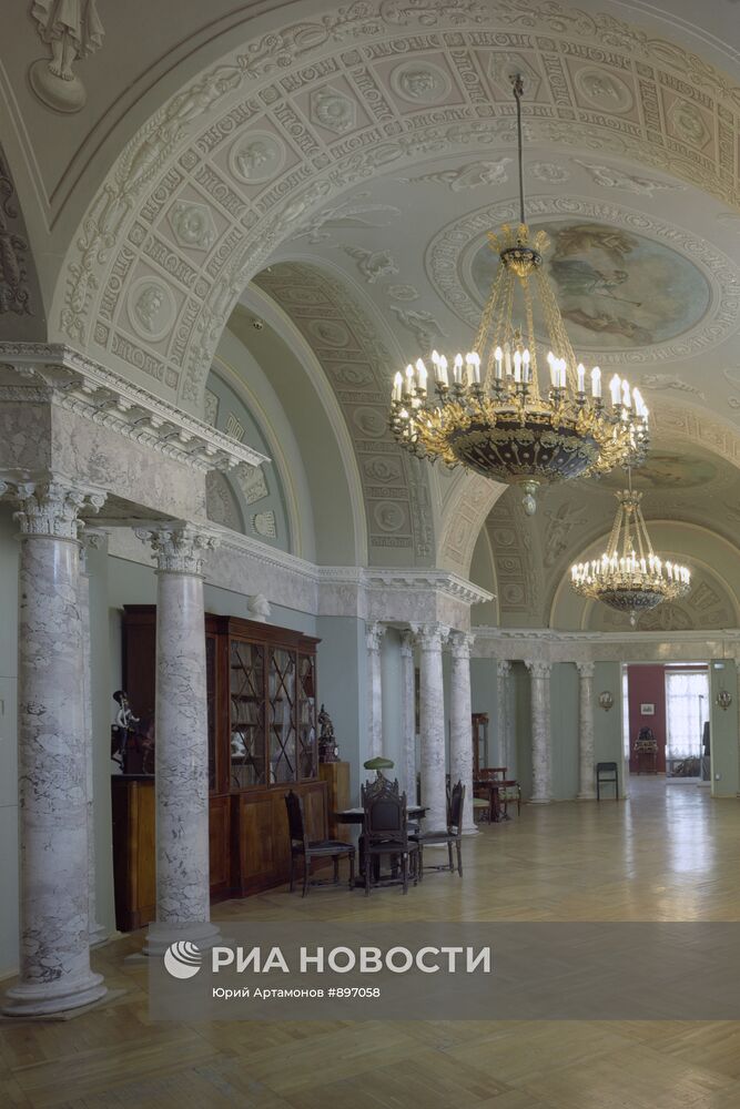 Английский клуб на Тверской улице