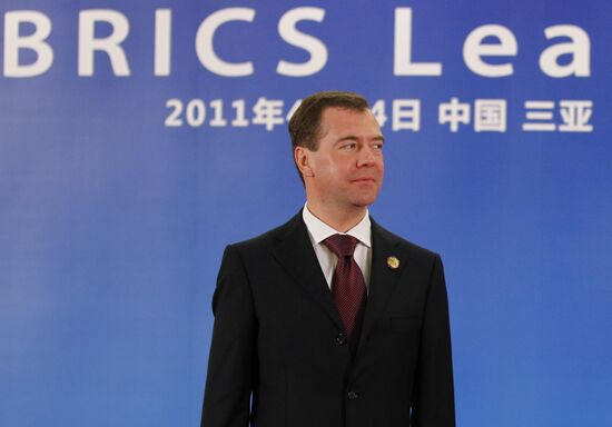Д.Медведев принял участие в саммите БРИКС в Китае