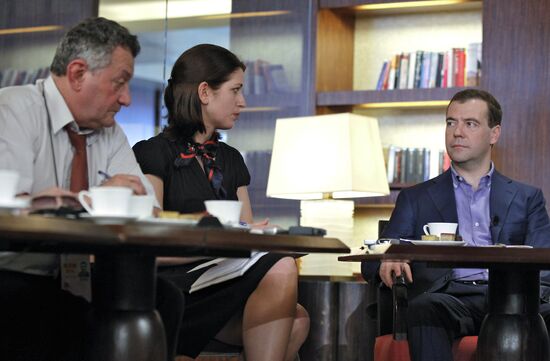 Д.Медведев принял участие в саммите БРИКС в Китае