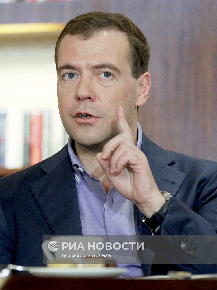 Д.Медведев принял участие в саммите БРИКС в Китае