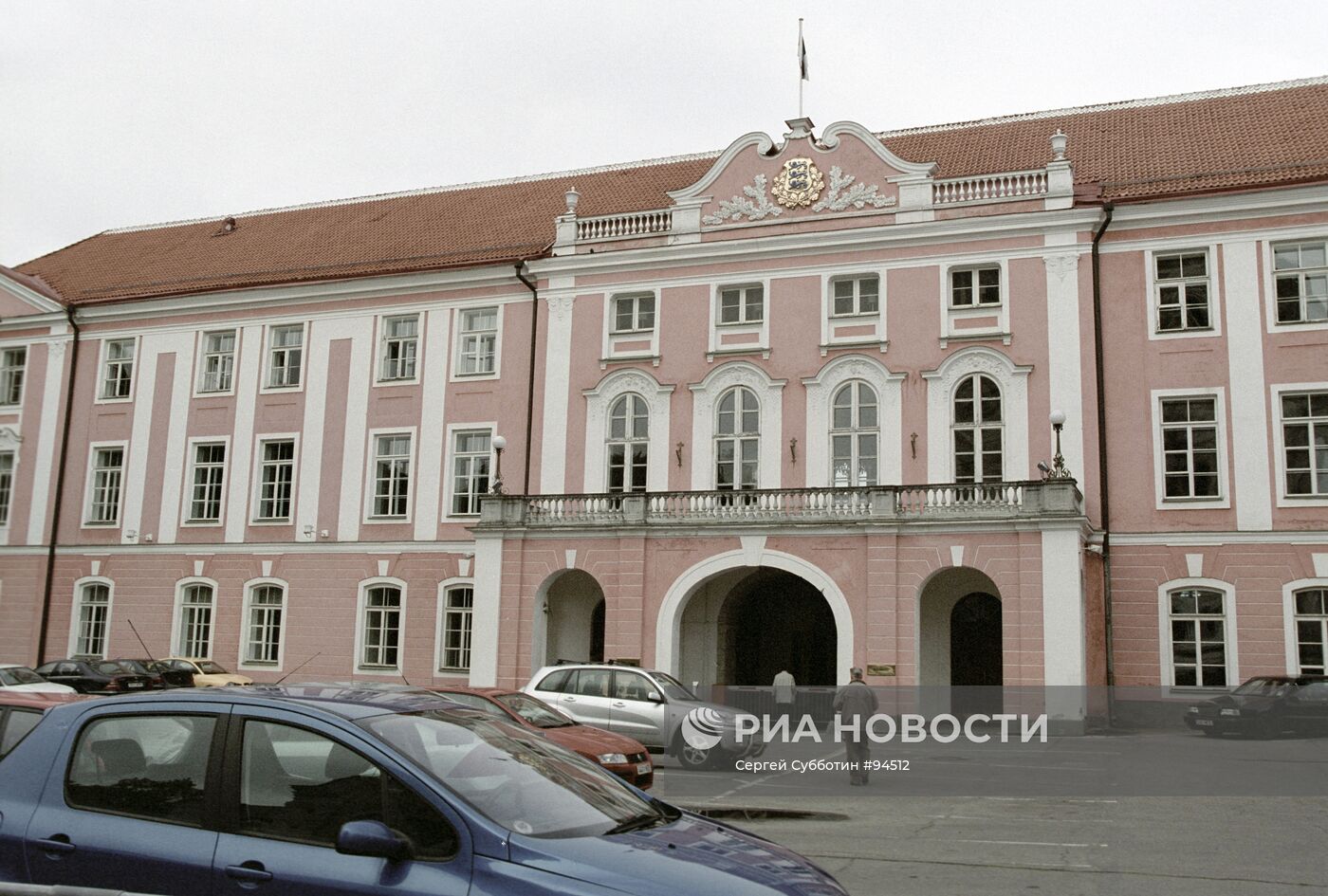 ПАРЛАМЕНТ ЗДАНИЕ