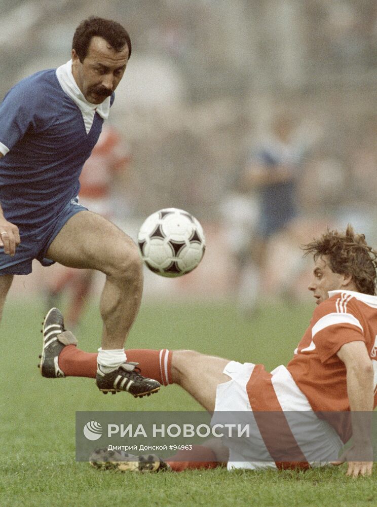 Валерий Газзаев