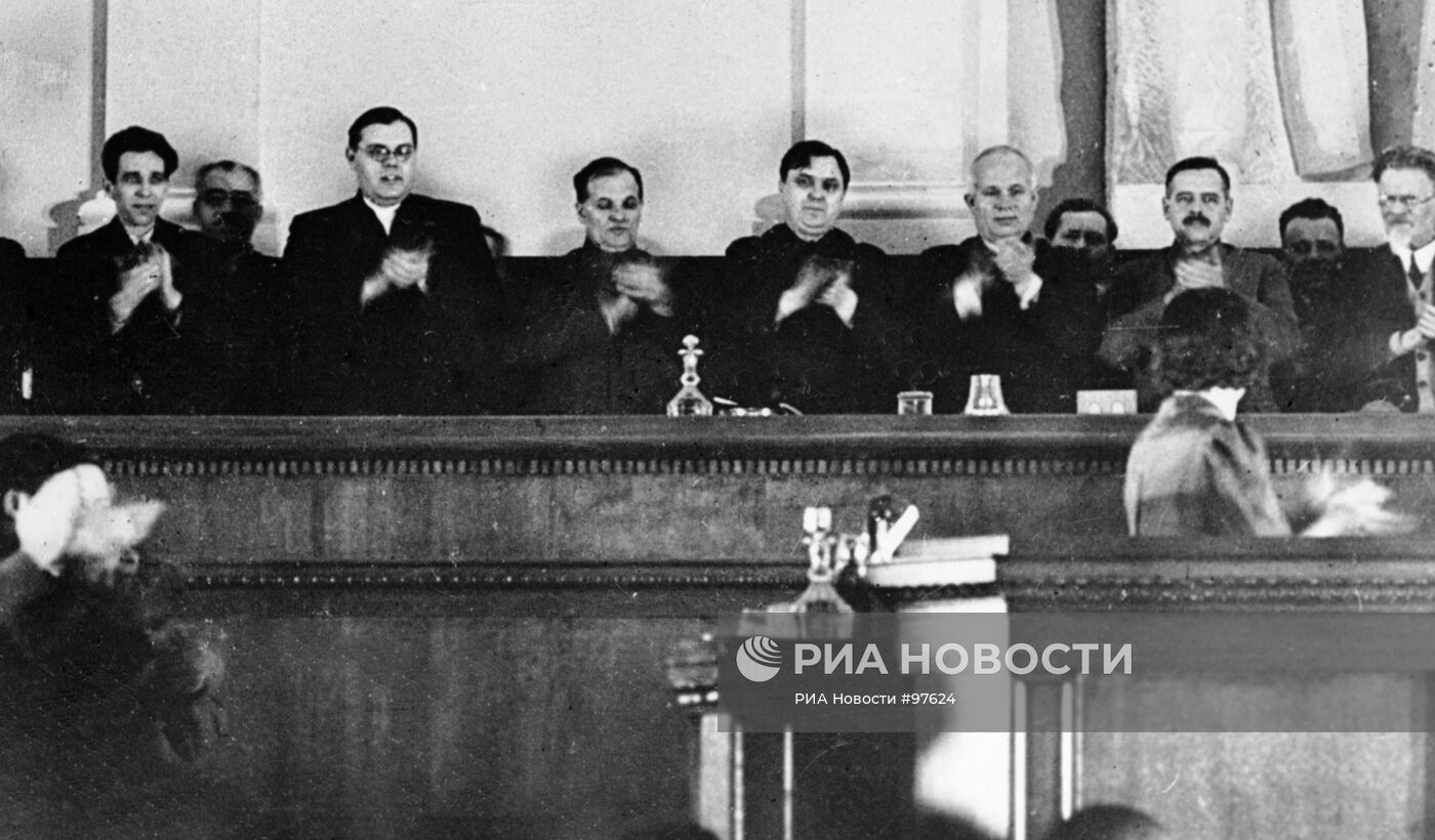 ХРУЩЕВ КАЛИНИН МАЛЕНКОВ МОЛОТОВ