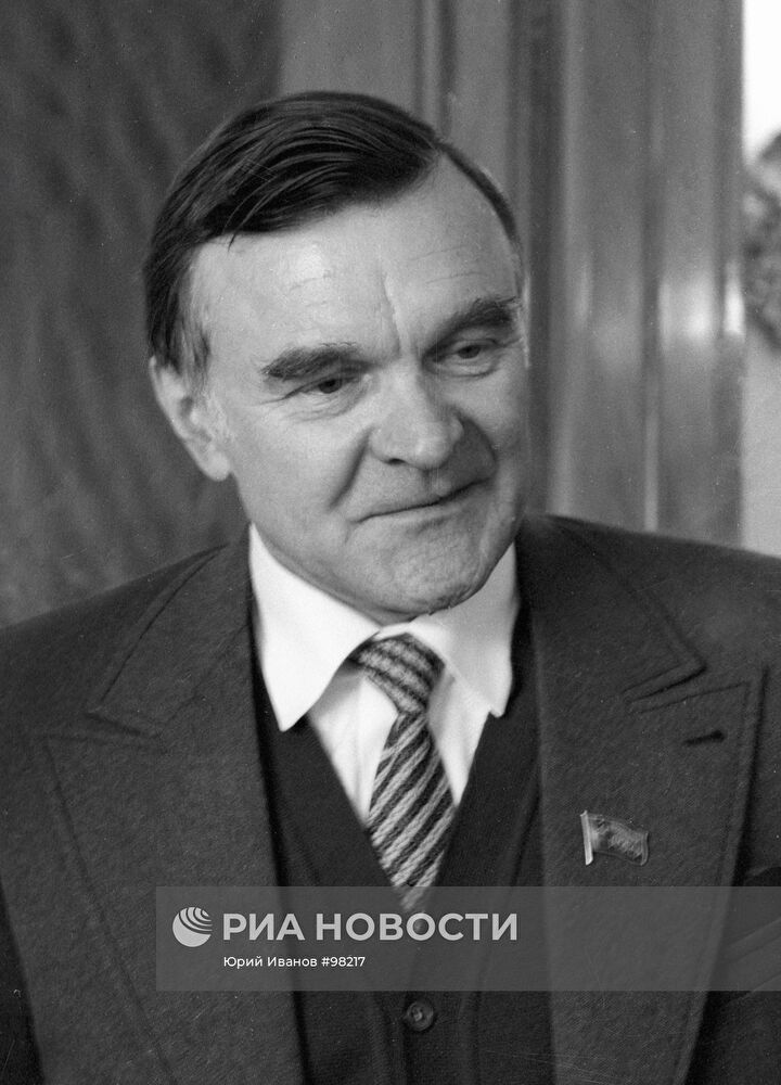 Юрий Бондарев