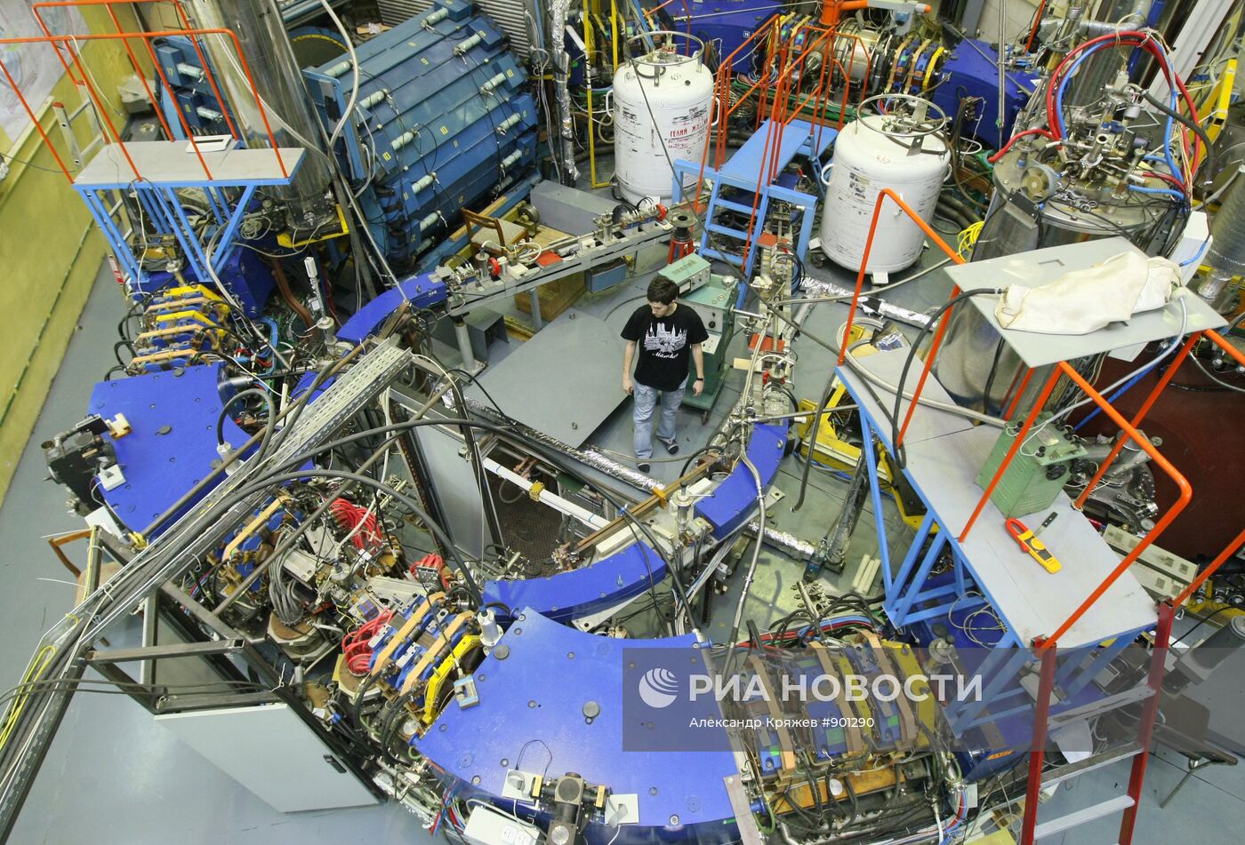 Институт Ядерной физики в Новосибирске