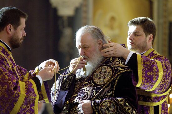 В Великий Четверг патриарх Кирилл провел богослужение