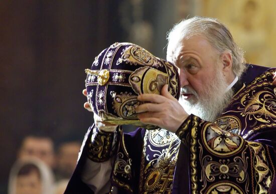 В Великий Четверг патриарх Кирилл провел богослужение