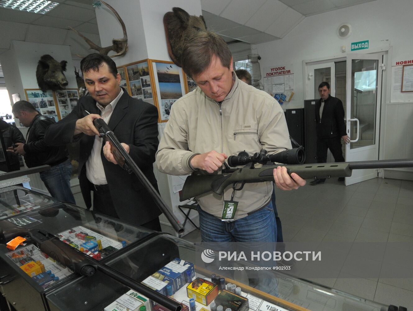 Работа магазина по продаже охотничьего оружия в Челябинске