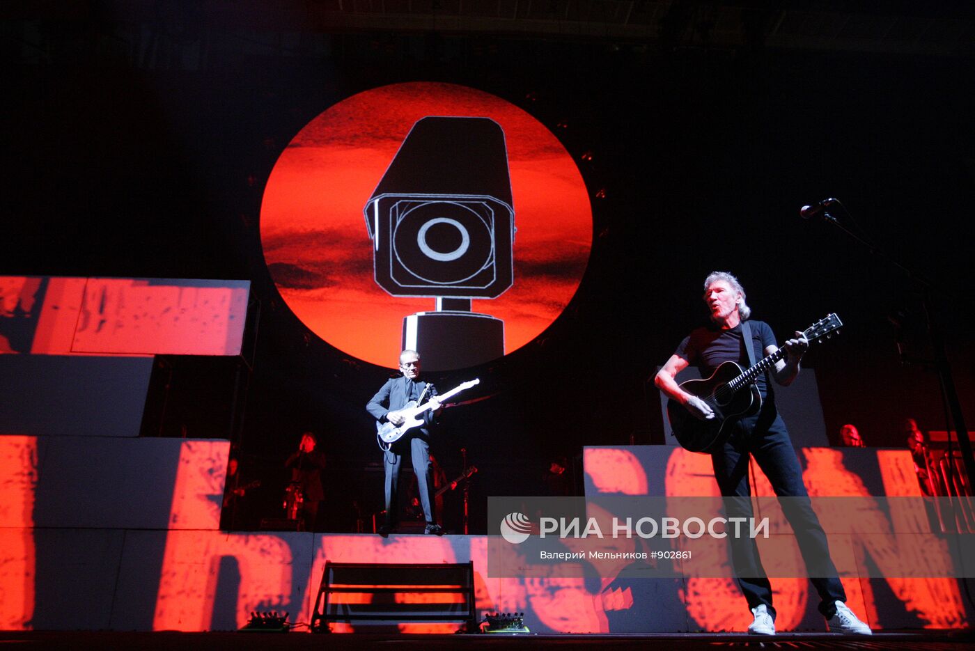 Роджер Уотерс