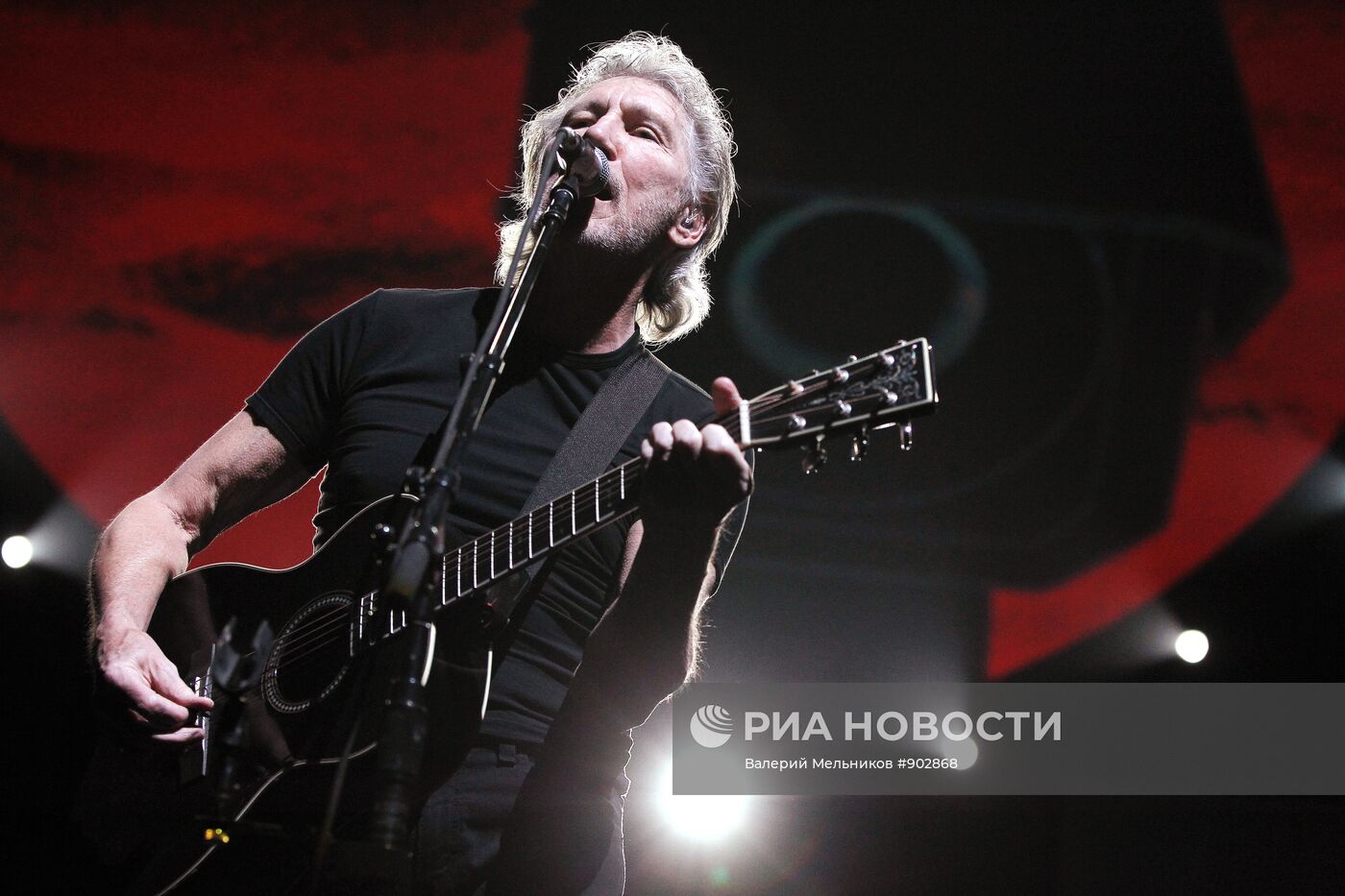 Роджер Уотерс