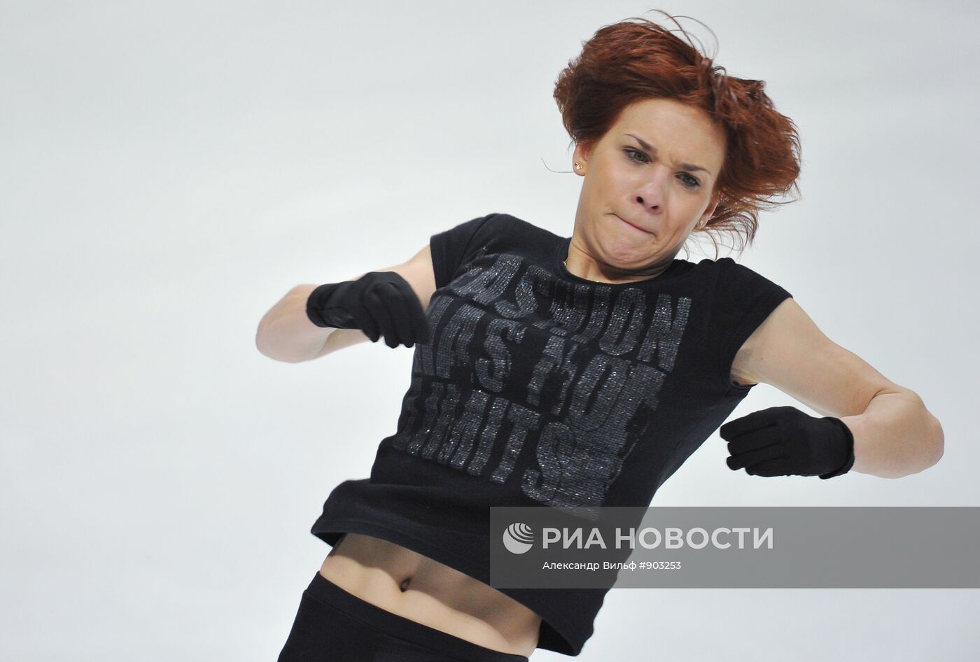 Алена Леонова
