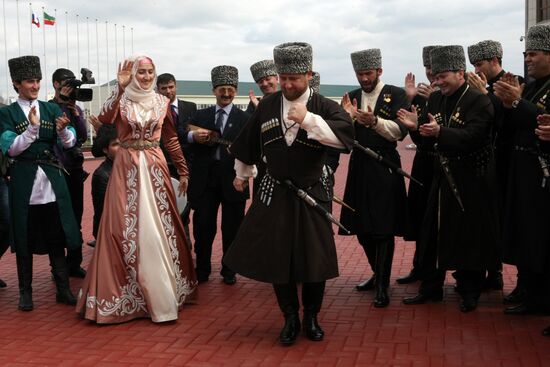Р.Кадыров на торжествах в честь Дня чеченского языка