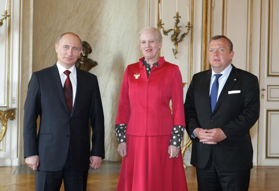 В.Путин прибыл с однодневным визитом в Данию
