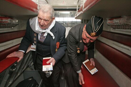 "Поезд памяти" с ветеранами отправился из Калининграда