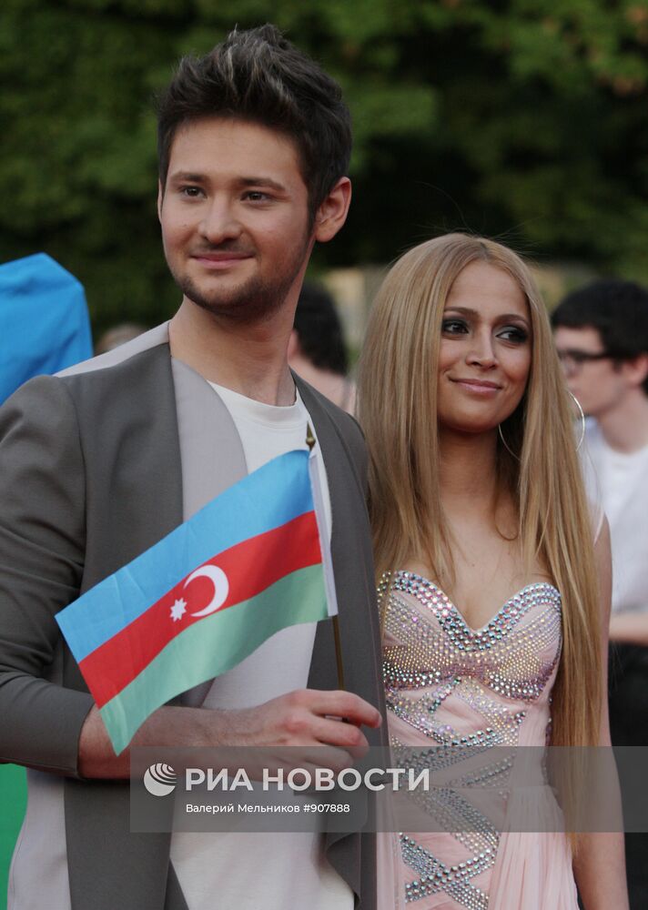 Элл и Никки