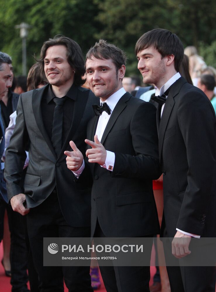 Группа Hotel FM