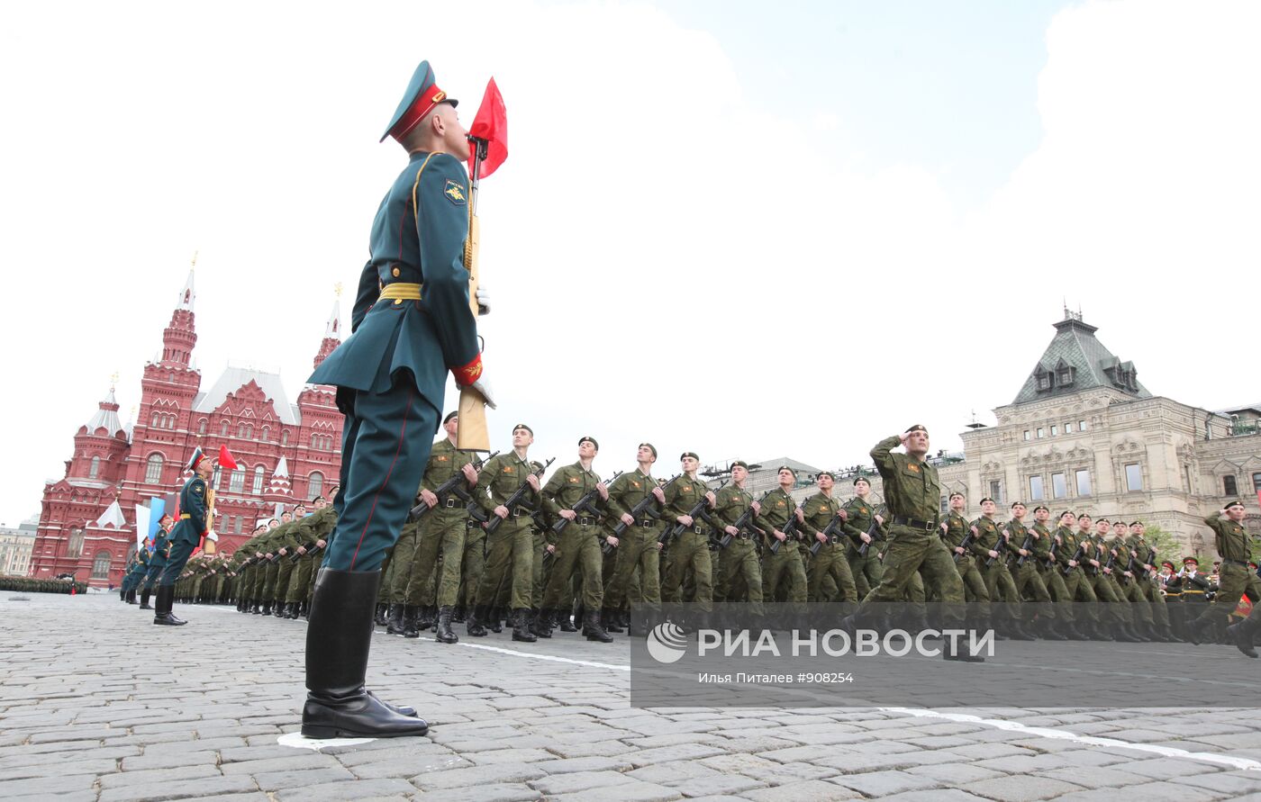 Военный парад, посвященный 66-летию Победы в ВОВ