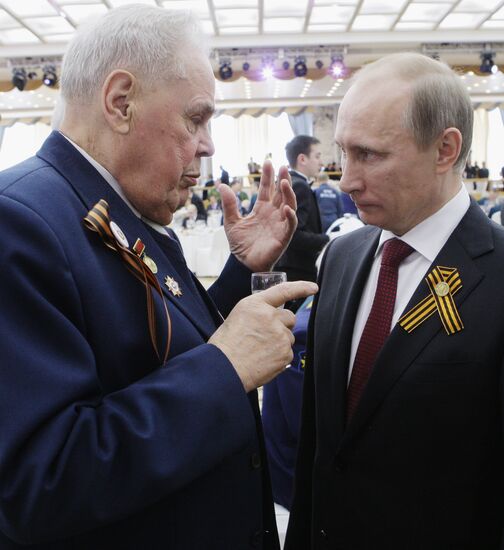 В.Путин на торжественном приеме в Кремле