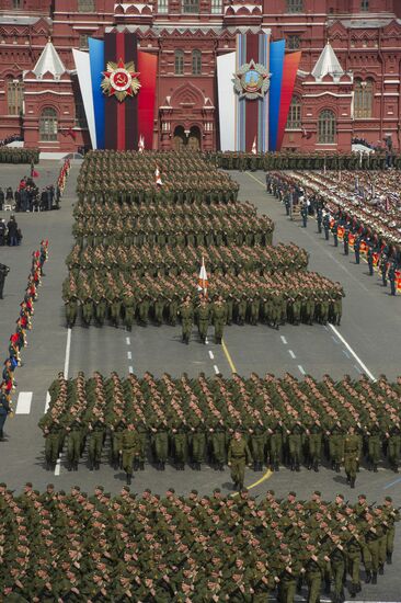 Военный парад, посвященный 66-летию Победы в ВОВ