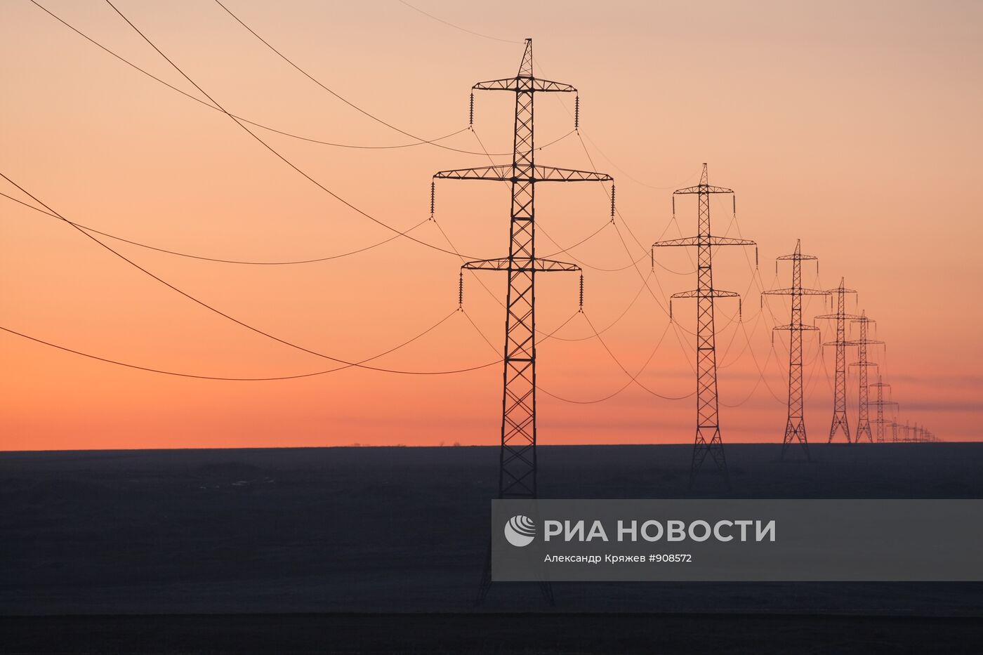 Линия электропередач в Ленинск-Кузнецком районе