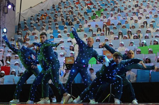 Концерт "1000 дней до Олимпиады в Сочи" на Красной площади