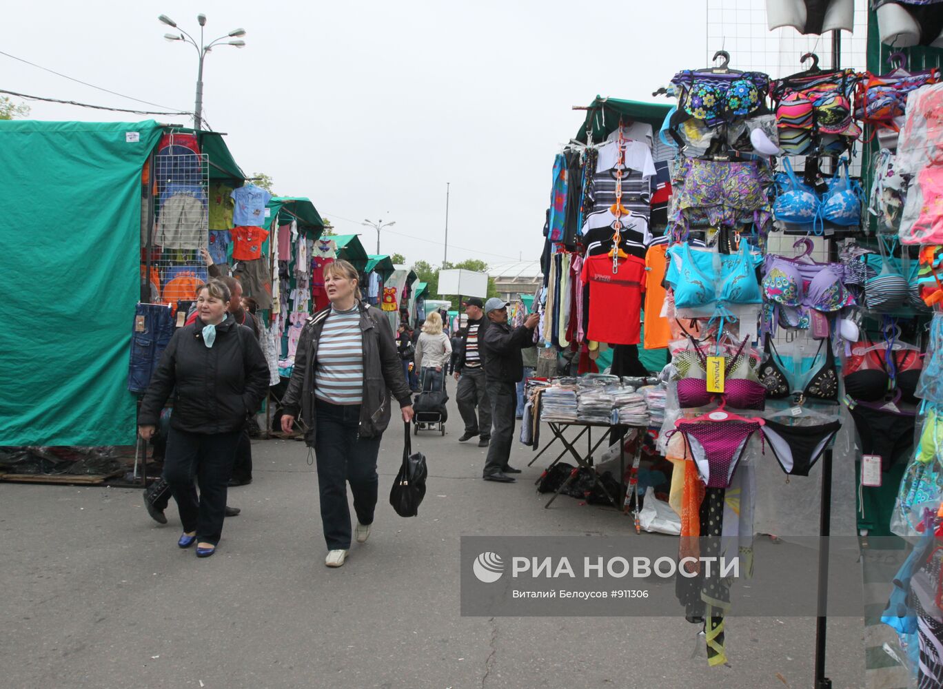 Вещевой рынок в Лужниках | РИА Новости Медиабанк