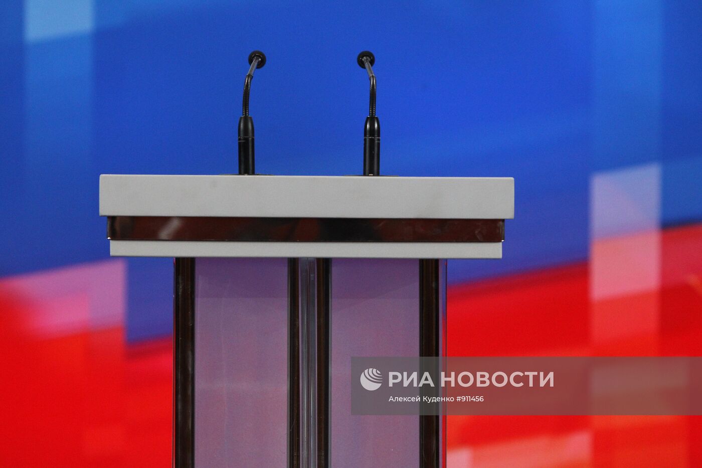 Завершаются приготовления к пресс-конференции Д.Медведева