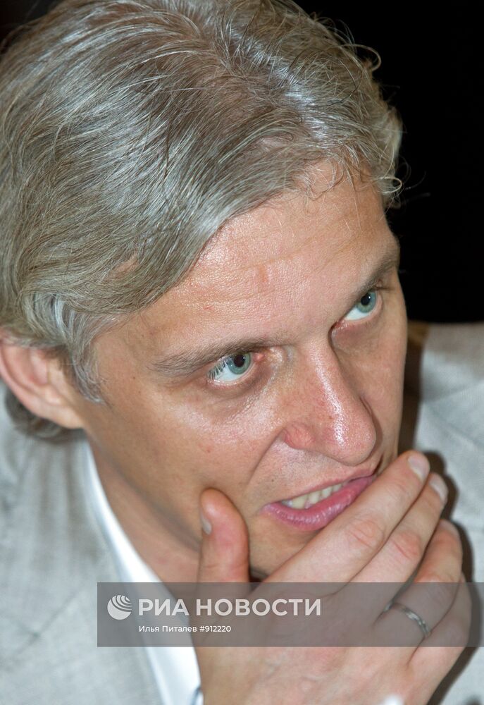 Олег Тиньков