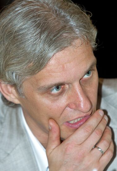 Олег Тиньков