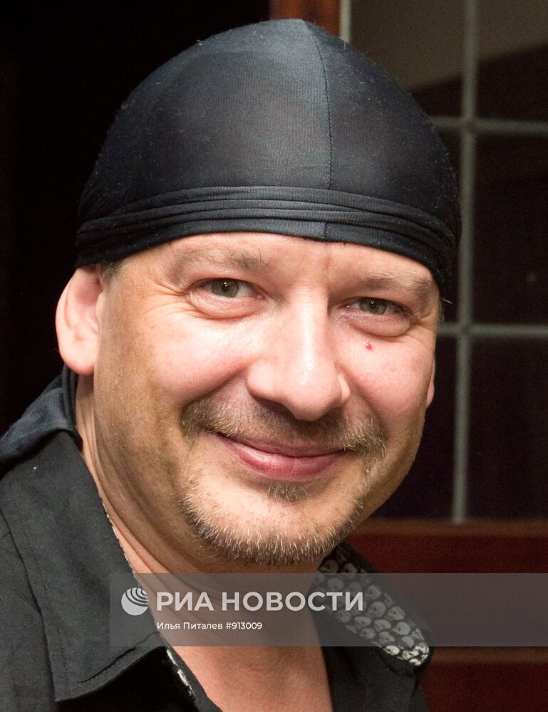 Дмитрий Марьянов