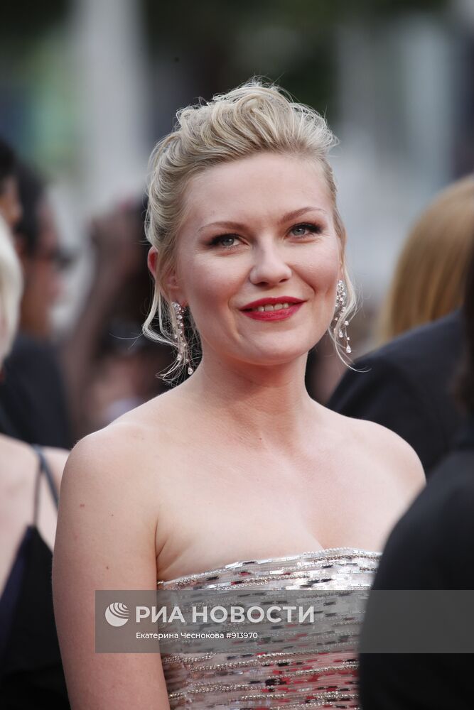 Кристен Данст