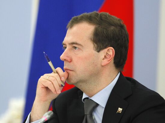 Д.Медведев встретился с учеными