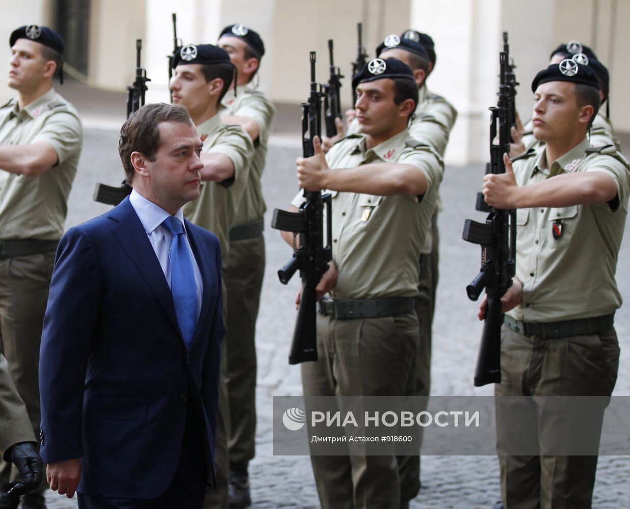 Дмитрий Медведев прибыл с рабочим визитом в Италию