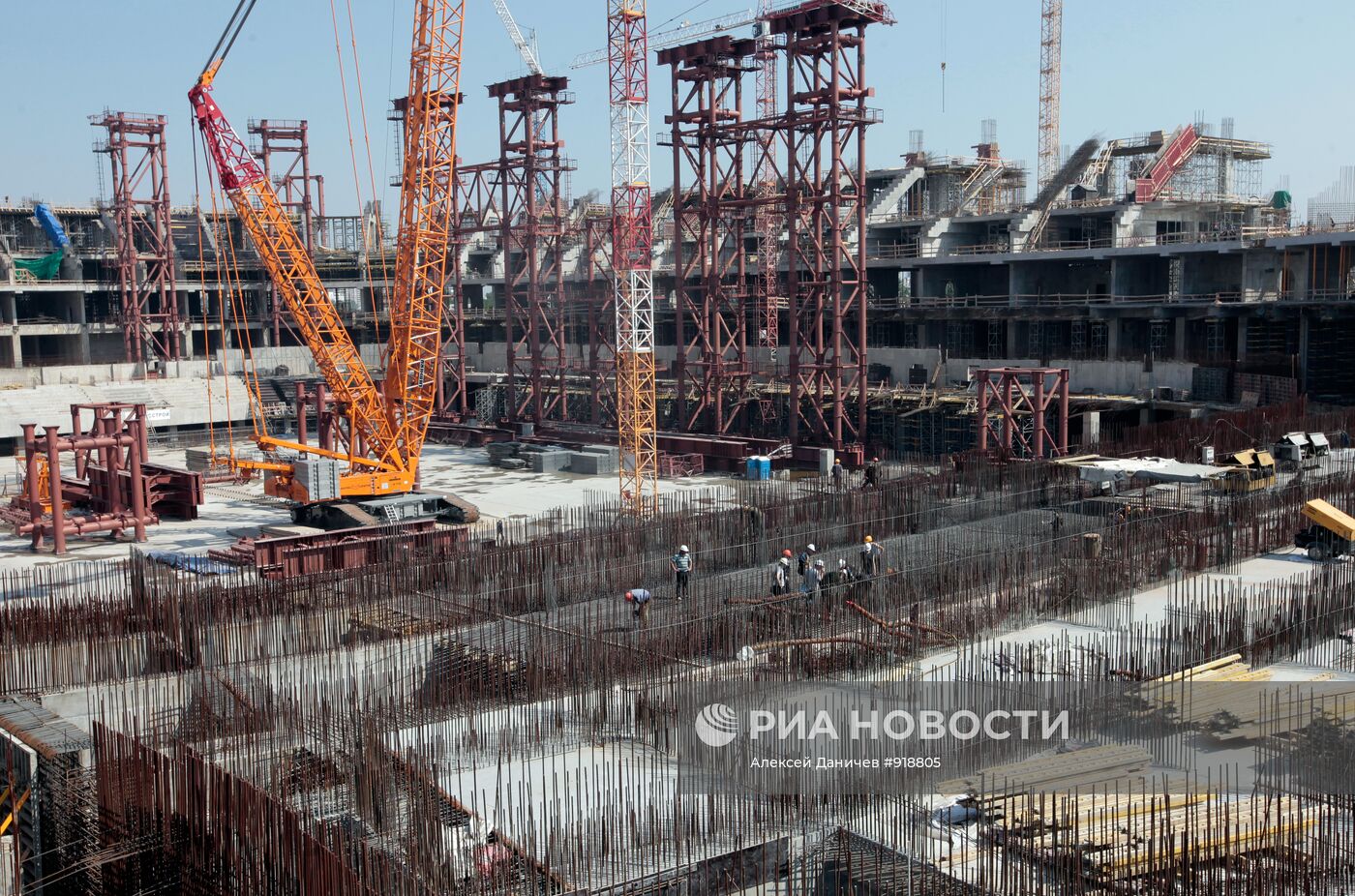 Строительство футбольного стадиона "Зенит" в Санкт-Петербурге
