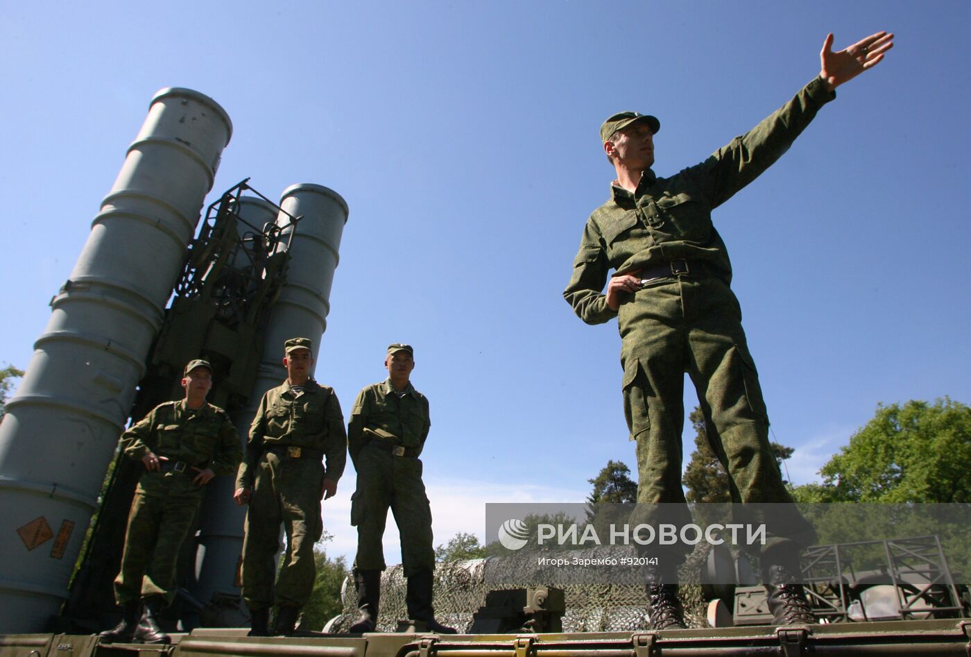 Соединение ПВО С-300 заступило на боевое дежурство