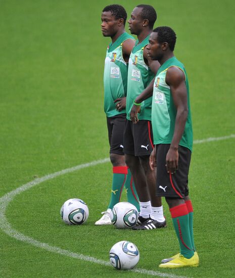 Футбол. Тренировка сборной Камеруна