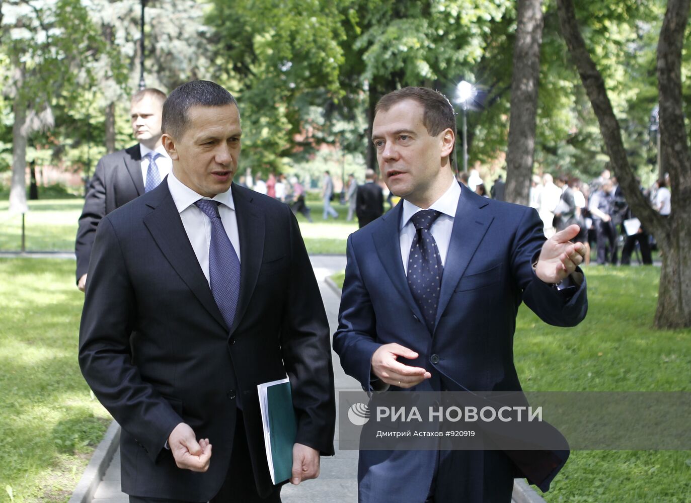 Д.Медведев встретился в Кремле с экологами