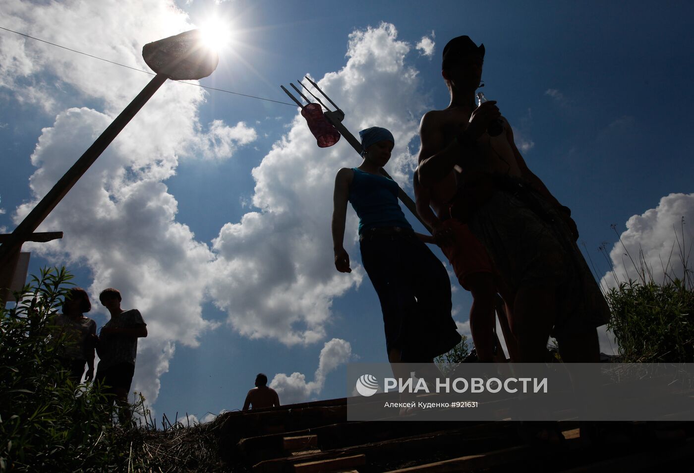 Фестиваль свободного творчества "Пустые холмы"