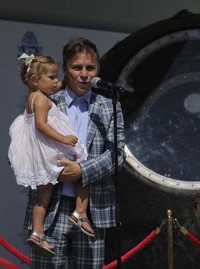 Илья Лагутенко с дочерью