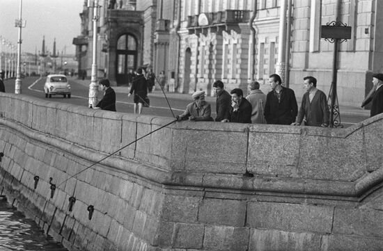 Города и люди